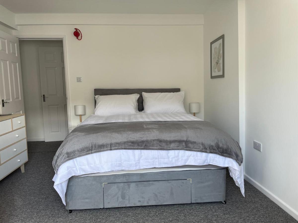 Brownston Apartments Modbury Екстериор снимка